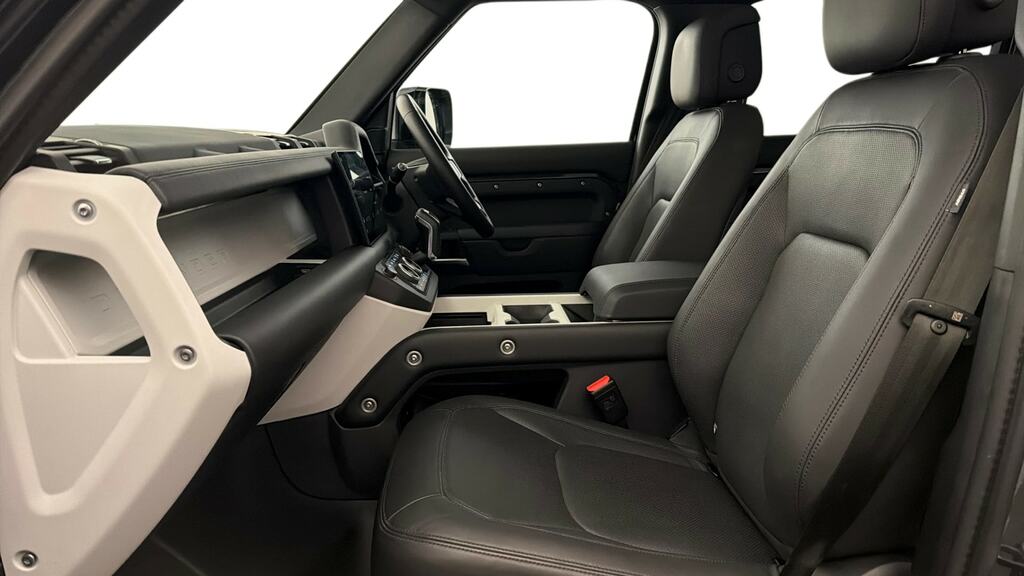 Land Rover Defender 130 3.0 D350 X-dynamic Hse 130 8 Seat Grey #3
