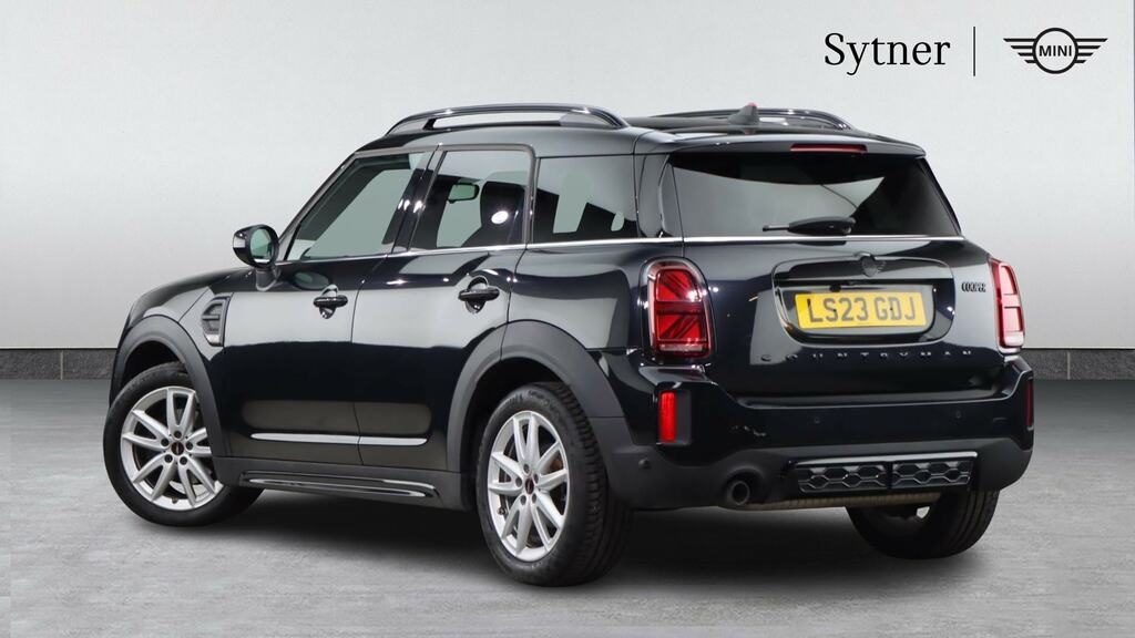 Mini Countryman 1.5 Cooper Sport Premium Plus LS23GDJ Black #2