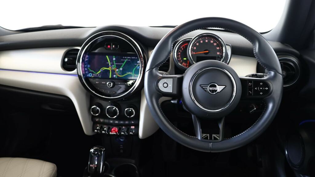 Mini Hatch 1.5 Cooper Exclusive Premium Plus FP72YRC Black #5
