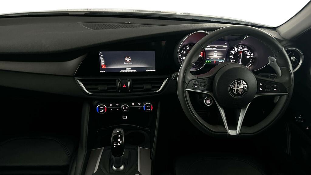 Alfa Romeo Giulia 2.0 Tb 280 Veloce FJ20HBZ White #6