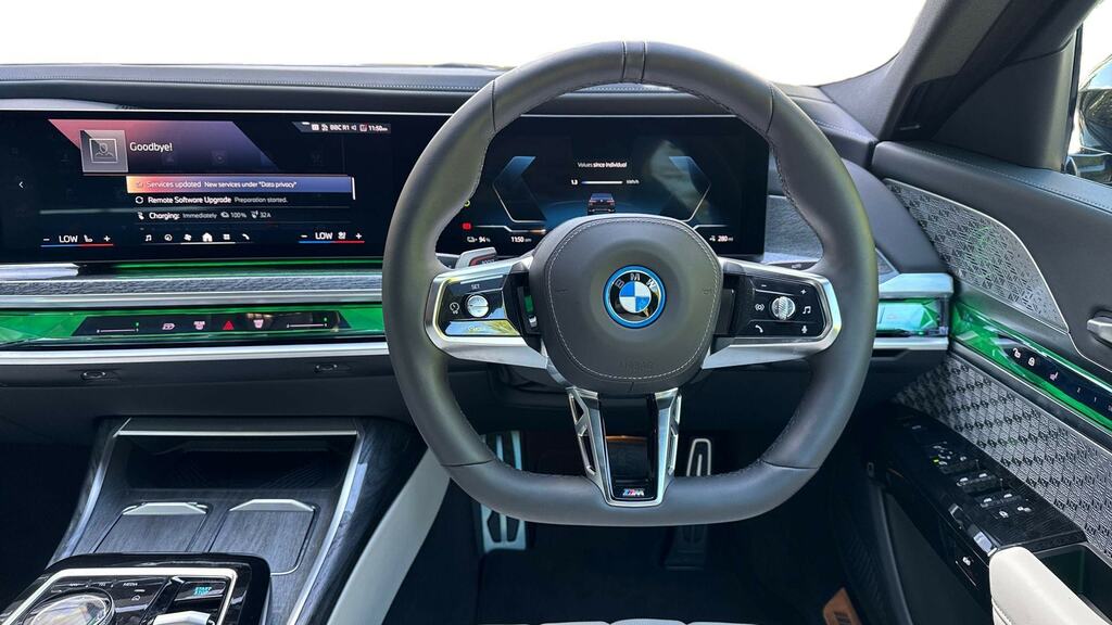 BMW i7 335Kw Edrive50 M Sport 105.7Kwh Black #5