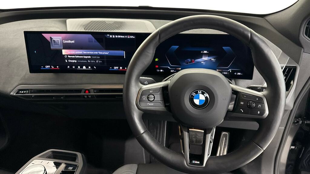 BMW iX 400Kw Xdrive60 M Sport 112Kwh Pro Pack YF25ZNX Black #5