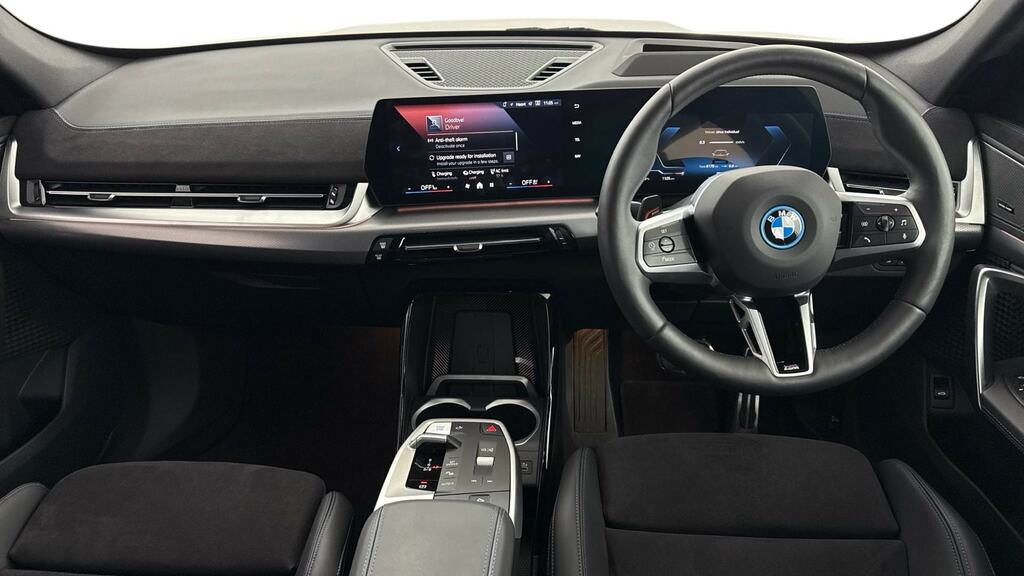 BMW iX1 150Kw Edrive20 M Sport 65Kwh YE75HCH Black #4