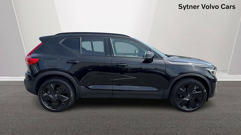 Volvo XC40 2.0 B3p Ultra Black Edition WD75DMY Black #3