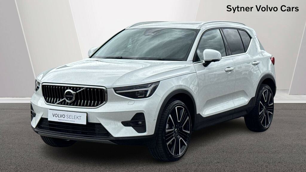 Volvo XC40 2.0 B4p Ultra Bright WD75DCZ White #6
