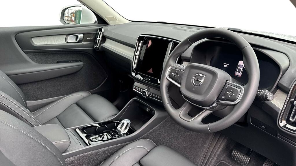 Volvo XC40 2.0 B4p Ultra Bright WD75DCZ White #5
