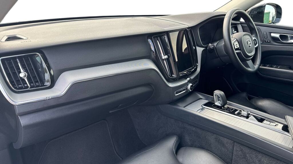 Volvo XC60 2.0 B4d Plus Dark Awd Geartronic NX72KPP Grey #4