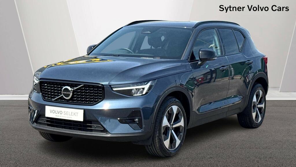 Volvo XC40 2.0 B3p Plus Dark RF25GUO Blue #6