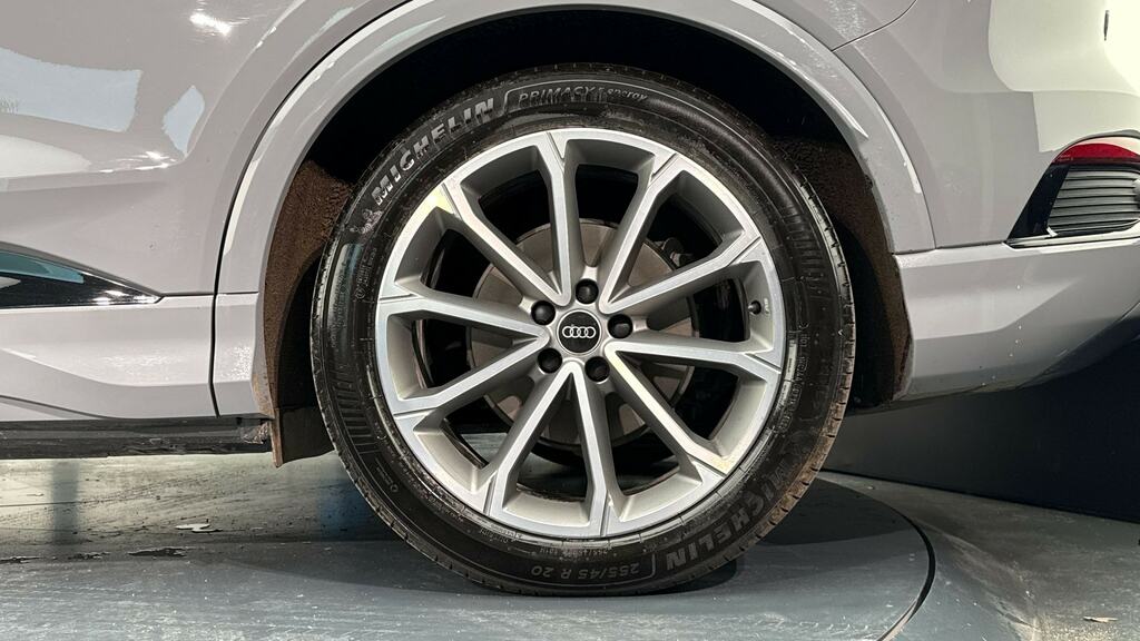 Audi Q4 E Tron 150Kw 40 82.77Kwh Edition 1 Cstech LM73EUZ Grey #5