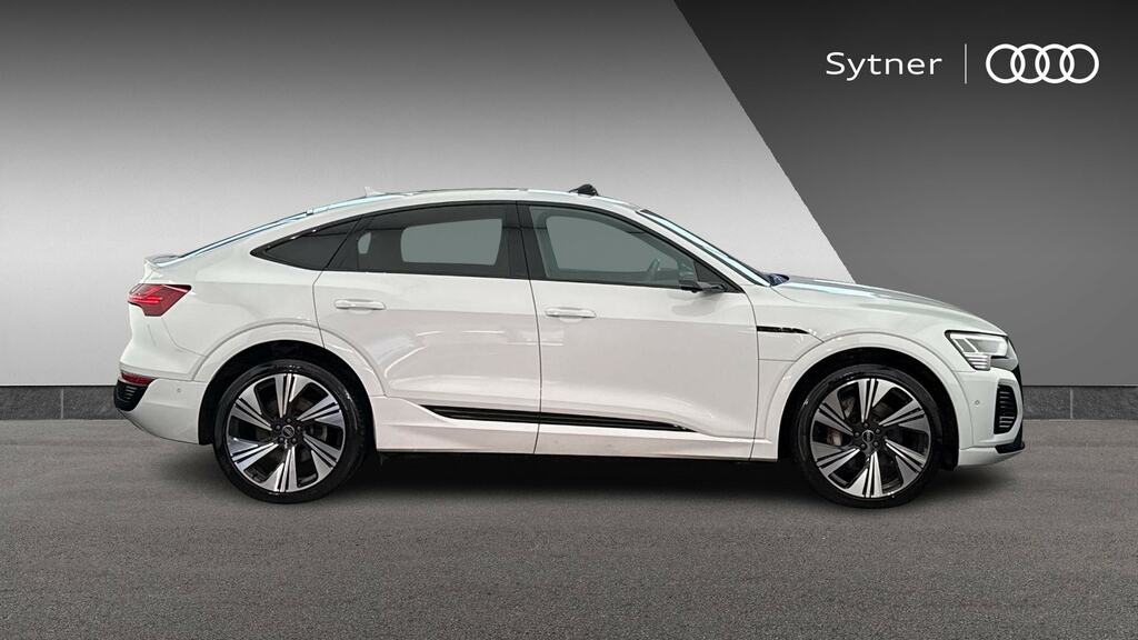 Audi Q8 e tron 300Kw 55 Quattro 114Kwh Vorsprung White #4