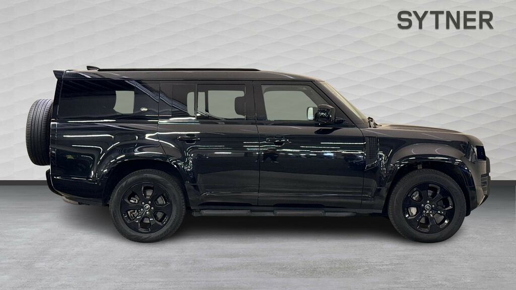 Land Rover Defender 130 3.0 D300 X-dynamic Hse 130 8 Seat Black #5