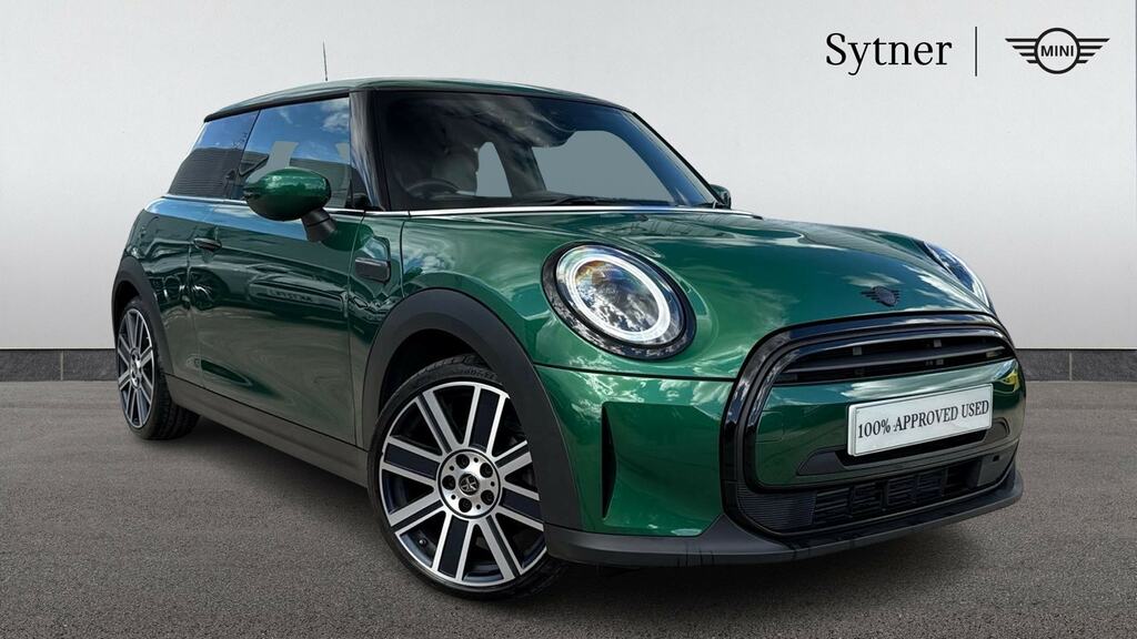 Mini Hatch 1.5 Cooper Exclusive Premium Black