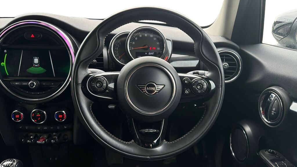 Mini Hatch 1.5 Cooper Exclusive II Comfortnav Pack OV20YTE Black #5