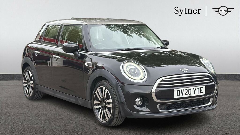 Mini Hatch 1.5 Cooper Exclusive II Comfortnav Pack Black