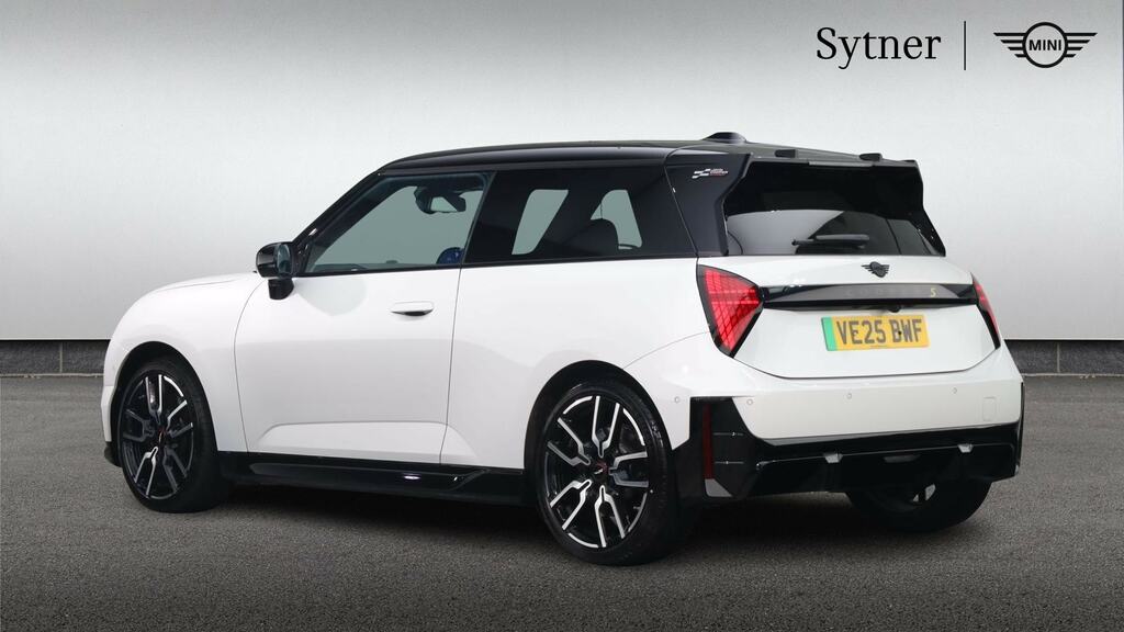 Mini Hatch 160Kw Se Sport Level 3 54Kwh VE25BWF White #2