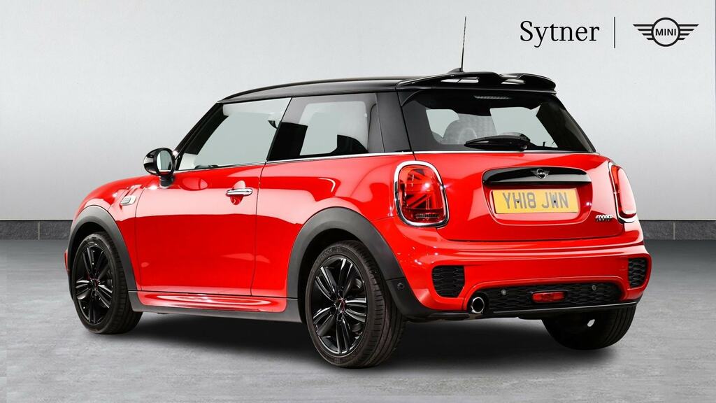 Mini Hatch 1.5 Cooper Sport II YH18JWN Red #2