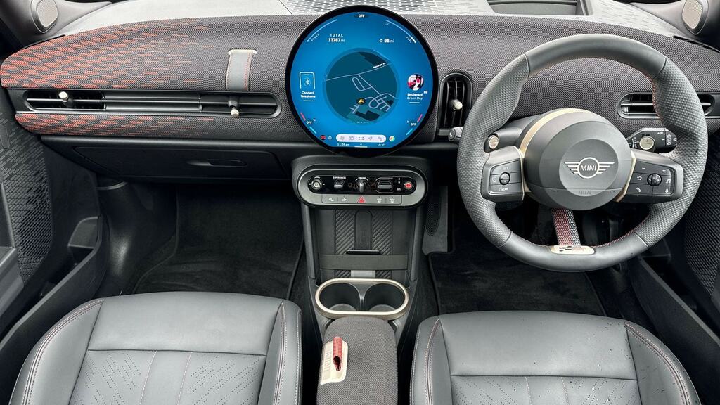 Mini Hatch 1.5 C Sport Level 2 YC74VUK White #4