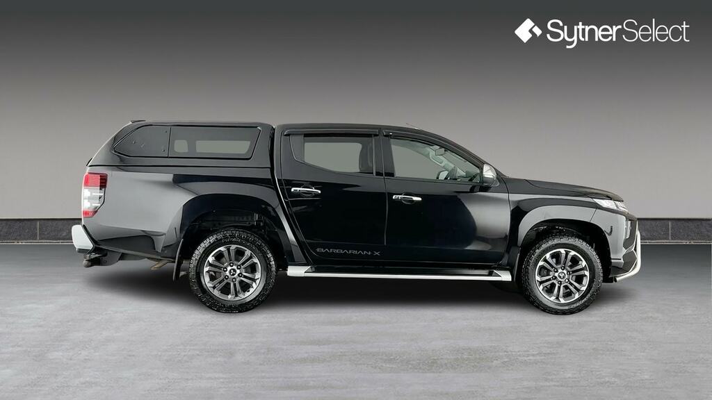 Mitsubishi L200 Double Cab Di-d 150 Barbarian X 4Wd Black #3