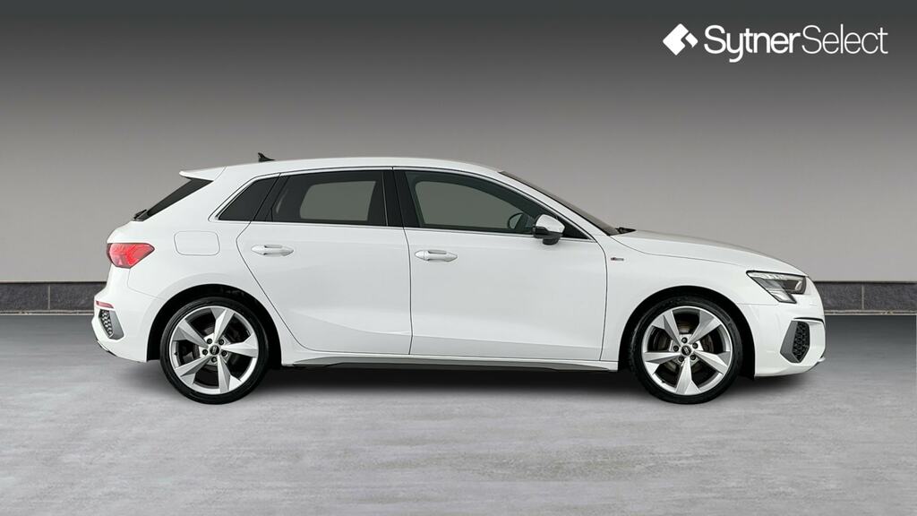 Audi A3 30 Tfsi S Line OW72HGK White #3