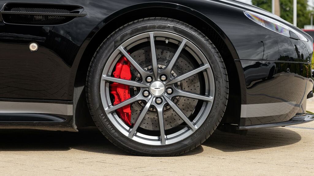 Aston Martin Vantage S 2dr Black #4