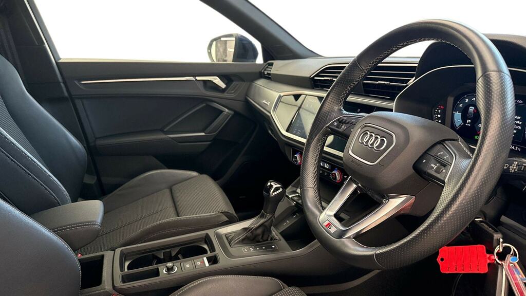 Audi Q3 35 Tfsi S Line S Tronic Comfortsound Pack KR22AXD Blue #6
