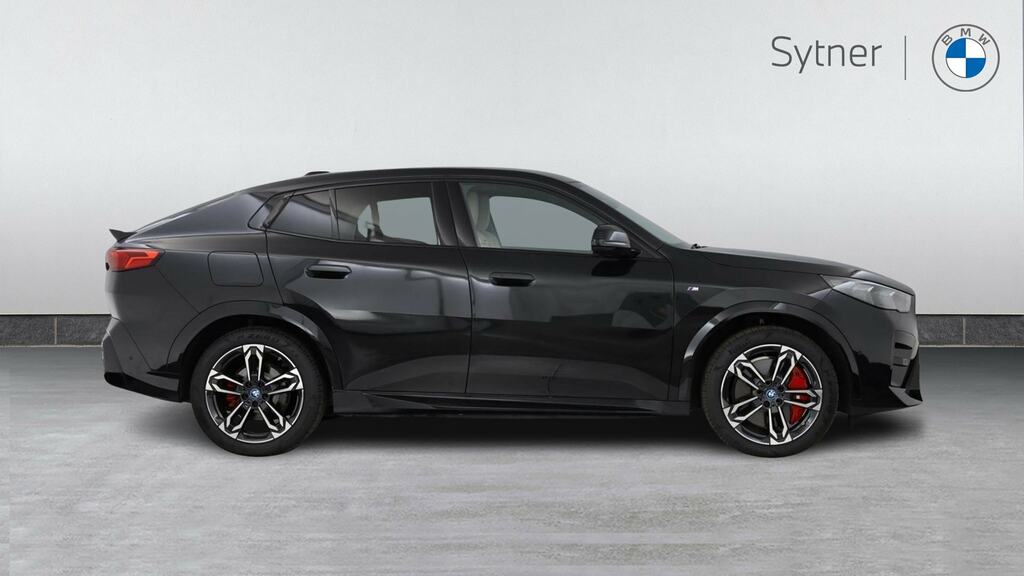 BMW iX2 150Kw Edrive20 M Sport 65Kwh Techpro YB25SXP Black #3