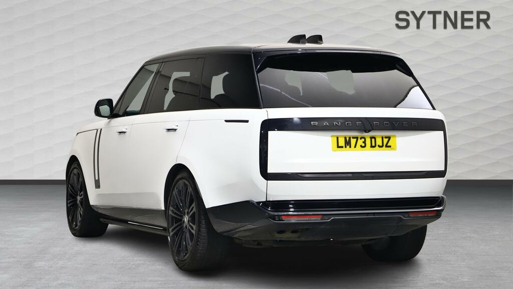 Land Rover Range Rover 3.0 D350 Lwb 7 Seat LM73DJZ White #2