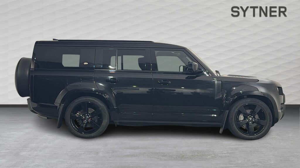 Land Rover Defender 130 3.0 D300 X-dynamic Hse 130 8 Seat Black #5