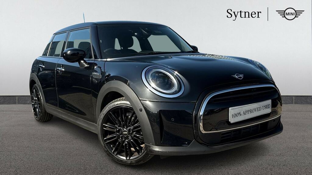 Mini Hatch 1.5 Cooper Exclusive Premium Plus Black