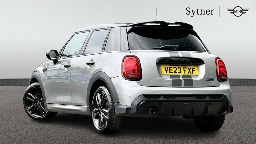 Mini Hatch 1.5 Cooper Sport Premium VE23FXF Silver #2