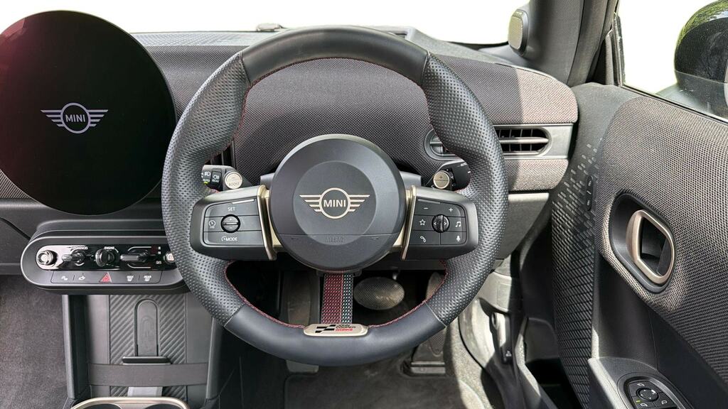 Mini Hatch 1.5 C Sport Level 2 YG74UJE Black #5