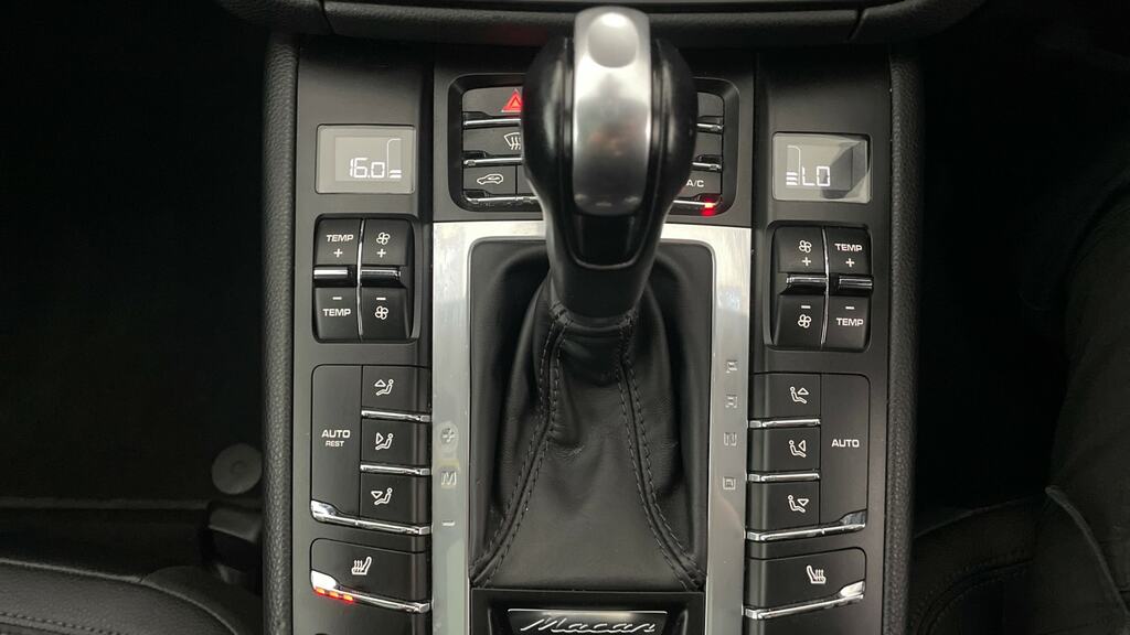 Porsche Macan Gts Pdk Black #16
