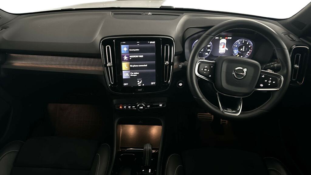 Volvo XC40 2.0 T4 R Design Awd Geartronic White #6