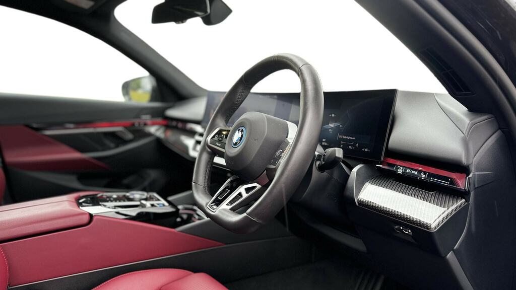 BMW i5 250Kw Edrive40 M Sport Pro 84Kwh Tech PX24HJK Black #5