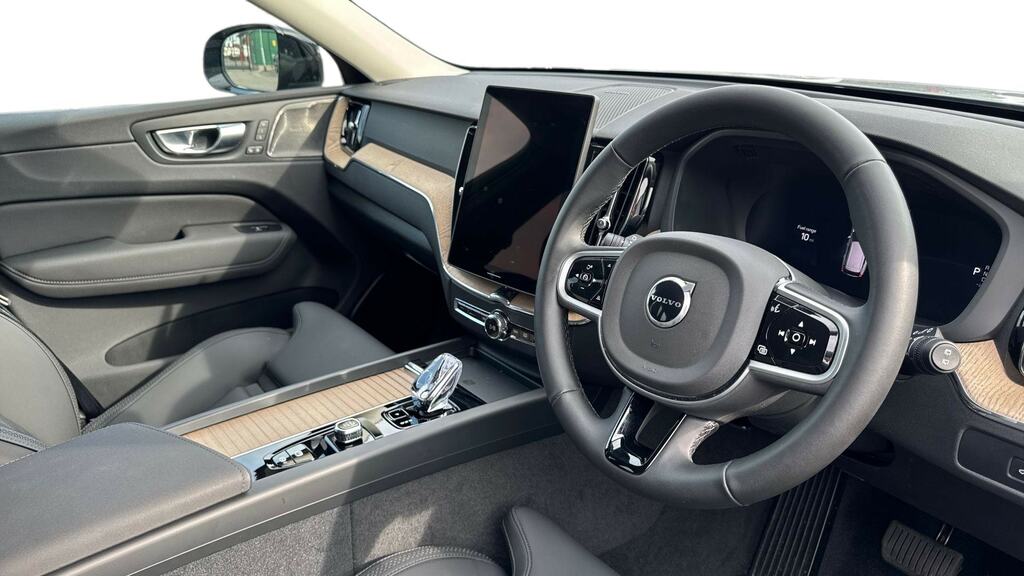 Volvo XC60 2.0 B5p Plus Dark Awd Geartronic BJ75CZU Grey #5