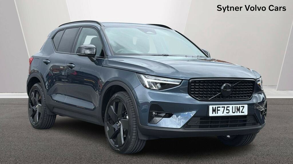Volvo XC40 2.0 B3p Plus Black Edition Blue