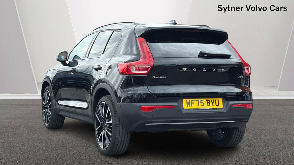 Volvo XC40 2.0 B3p Ultra Bright WF75BYU Black #2