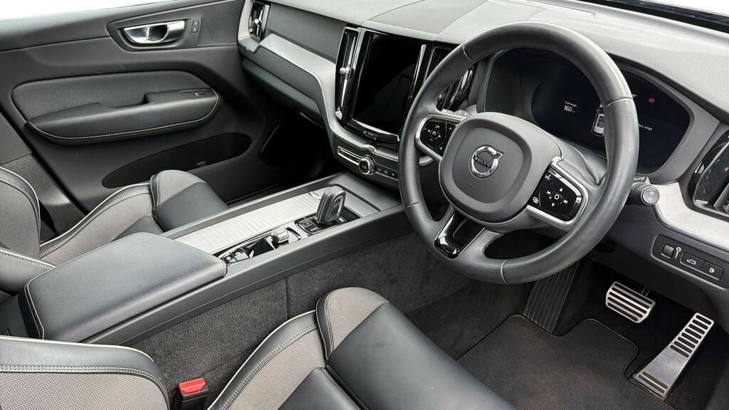 Volvo XC60 2.0 T6 Recharge Phev R Design Awd MF22PVN Black #5