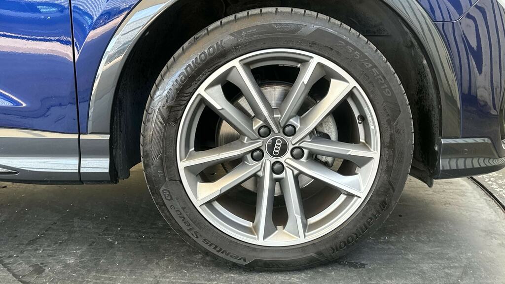 Audi Q3 35 Tdi Black Edition S Tronic Cs FP72YAJ Blue #5