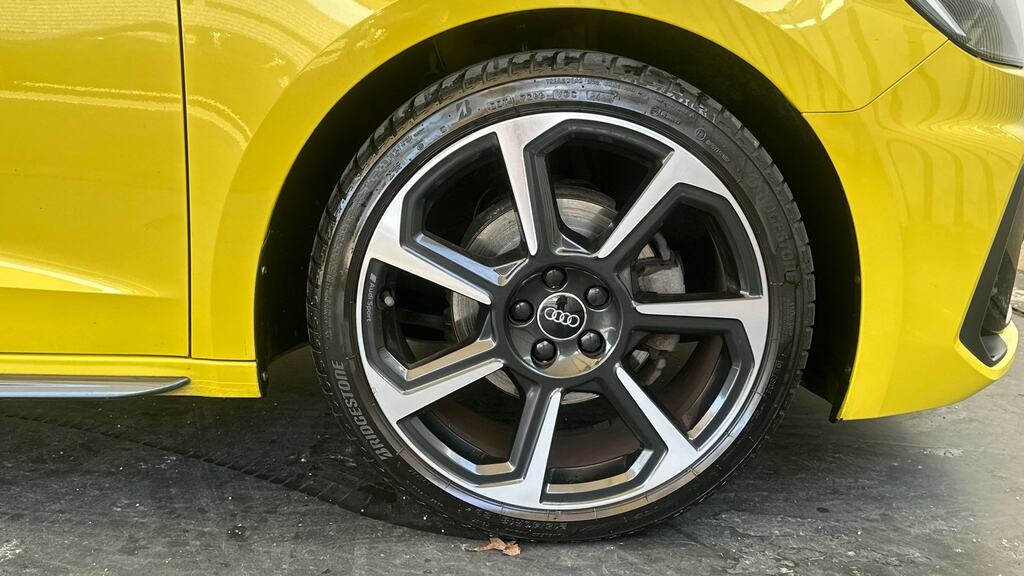 Audi A1 35 Tfsi S Line Contrast Edition Yellow #5