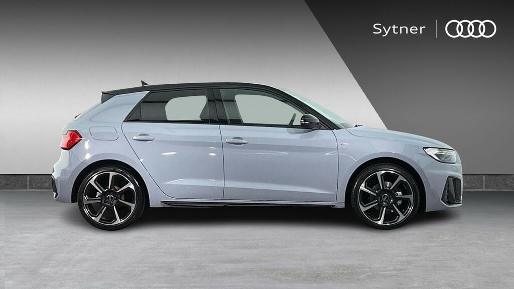 Audi A1 35 Tfsi Black Edition S Tronic FP26VDV Grey #4
