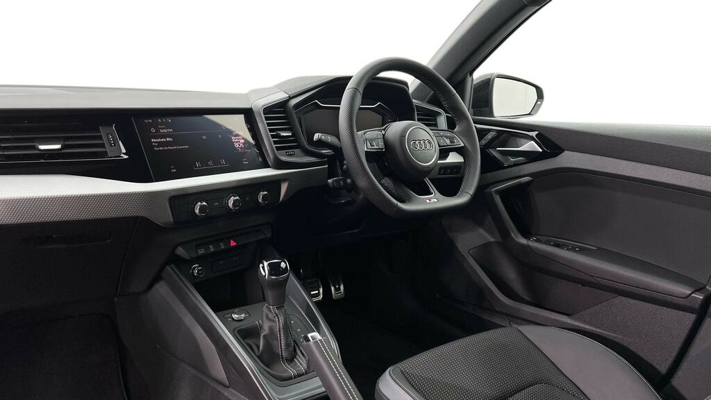 Audi A1 35 Tfsi Black Edition S Tronic FP26WKL Grey #2
