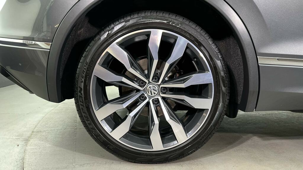 Volkswagen Tiguan 2.0 Tdi 190 4Motion R-line Dsg Grey #5