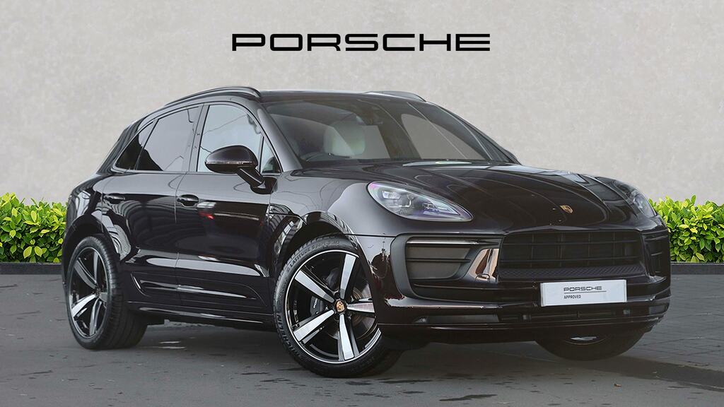 Porsche Macan 5dr Pdk Red