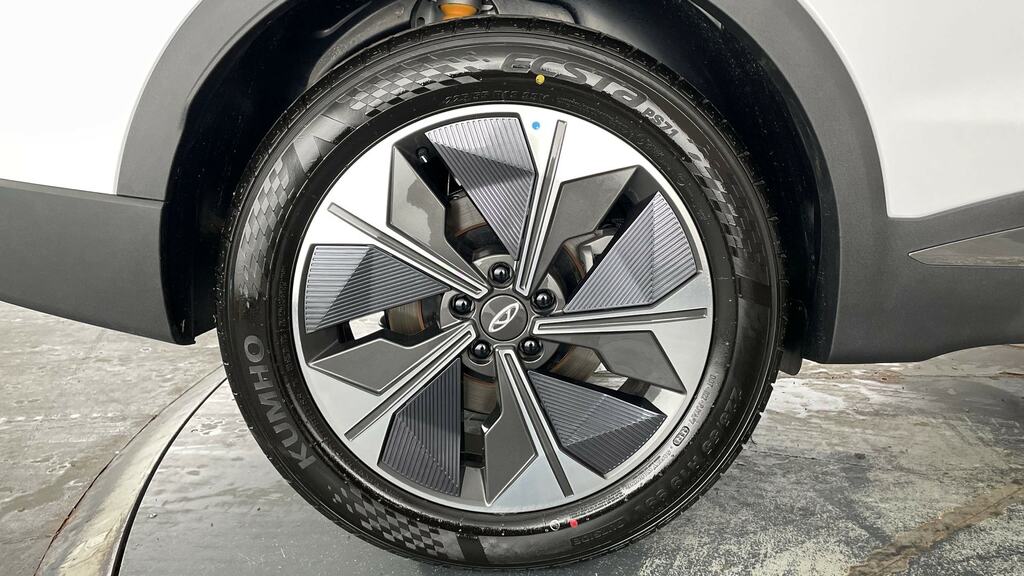 Chery Tiggo 7 1.5T Phev Summit Dht YE75AZO White #6