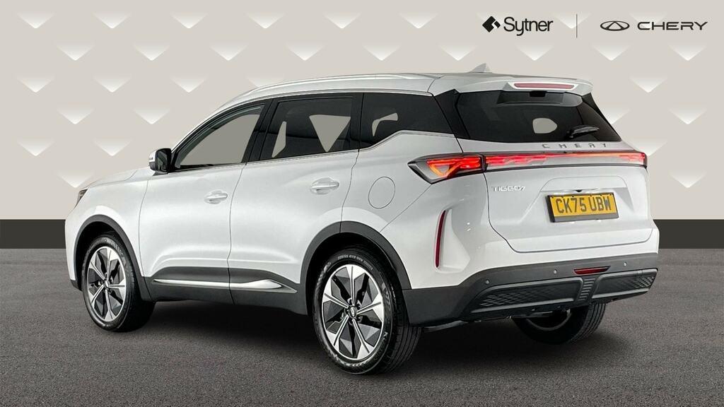 Chery Tiggo 7 1.5T Phev Summit Dht YE75AZO White #2
