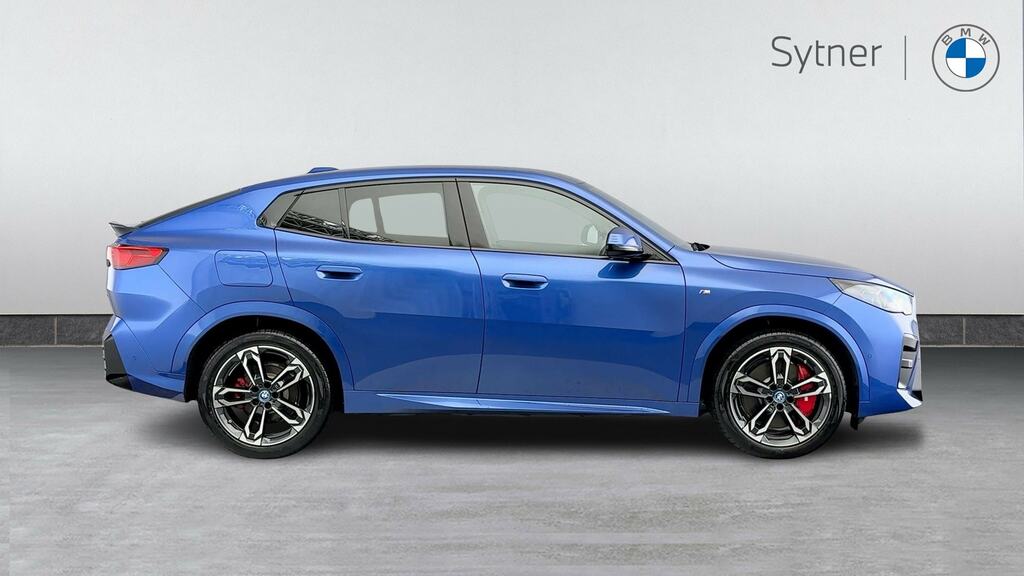 BMW iX2 150Kw Edrive20 M Sport 65Kwh Techpro YB25UMZ Blue #3