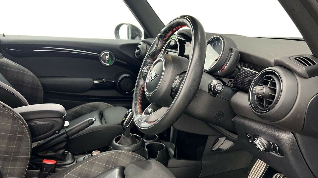 Mini Hatch 2.0 Cooper S Sport II Comfortnav Pack BW19FZA Black #6
