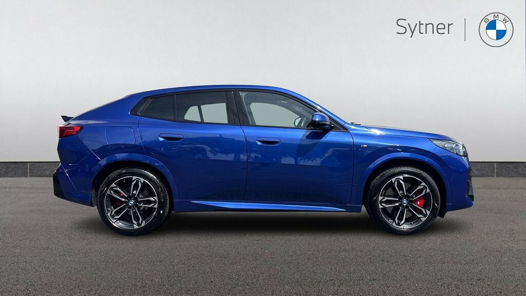 BMW iX2 150Kw Edrive20 M Sport 65Kwh Techpro YA25UNH Blue #3