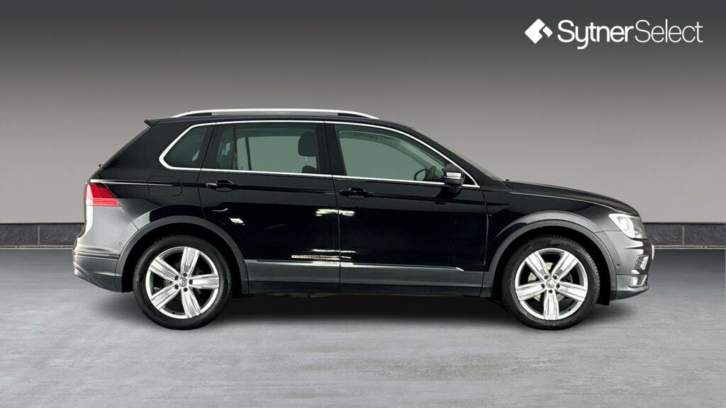 Volkswagen Tiguan 1.5 Tsi Evo 150 Match Dsg AO20DMY Black #3